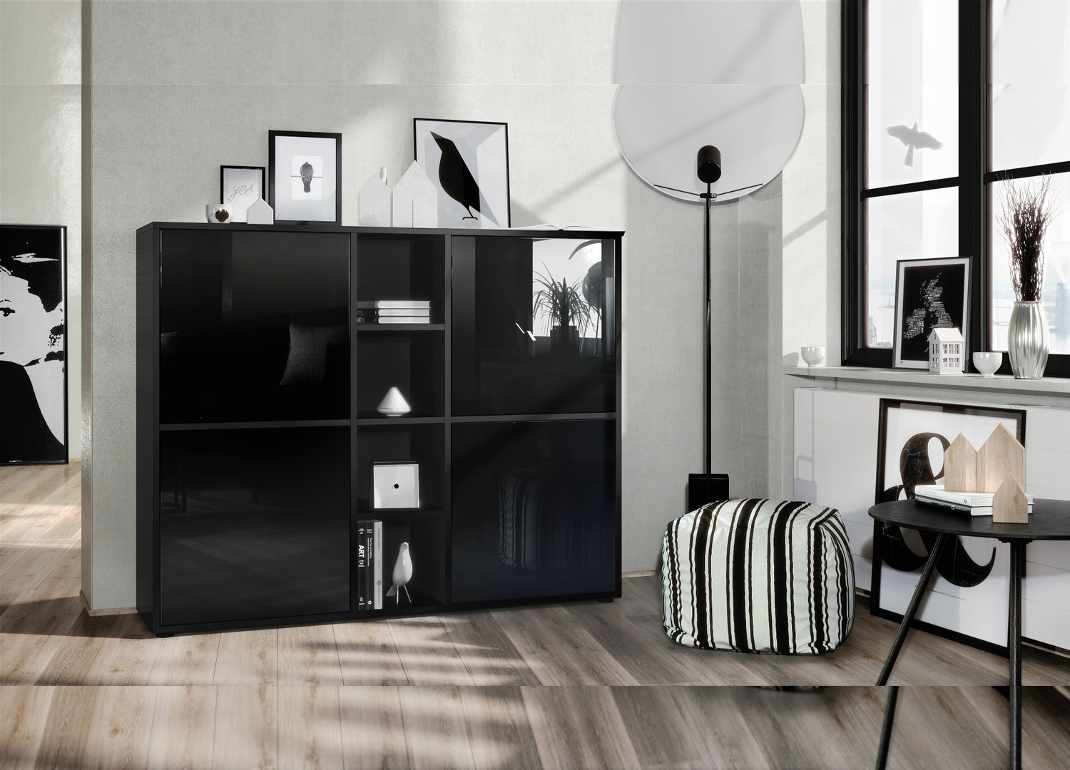 Buffet 4 portes noir laqué design avec niches de rangement centrales