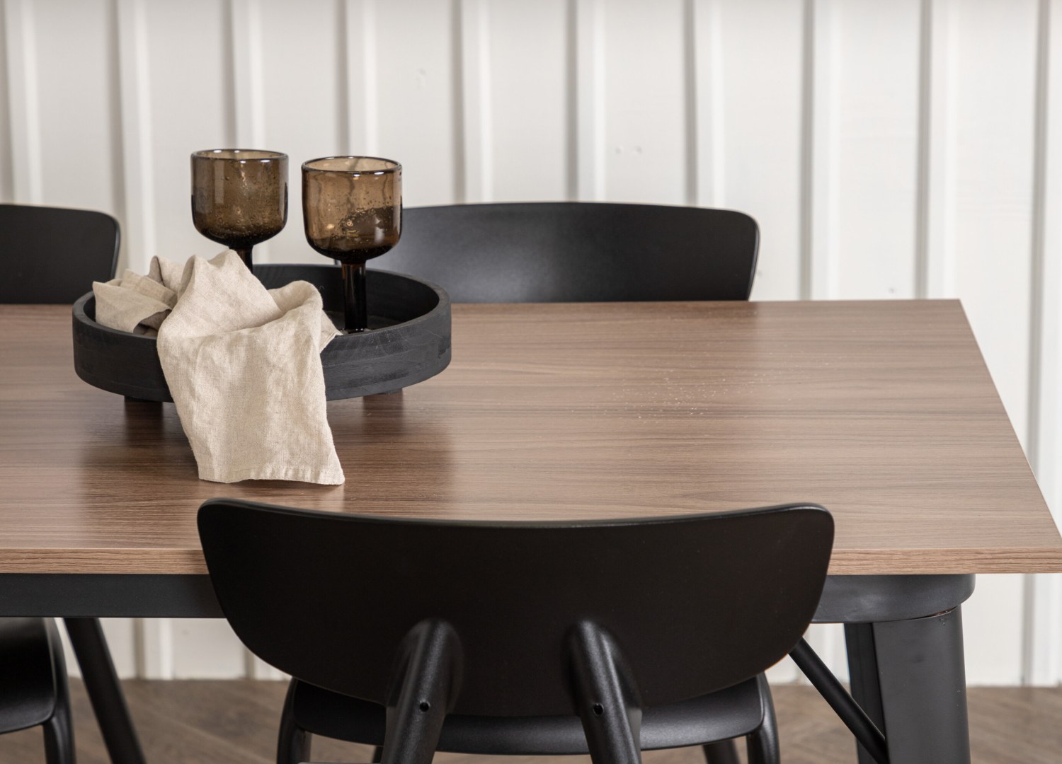 Vue d’ambiance 4 de la table Tempe avec 4 chaises Ursholmen