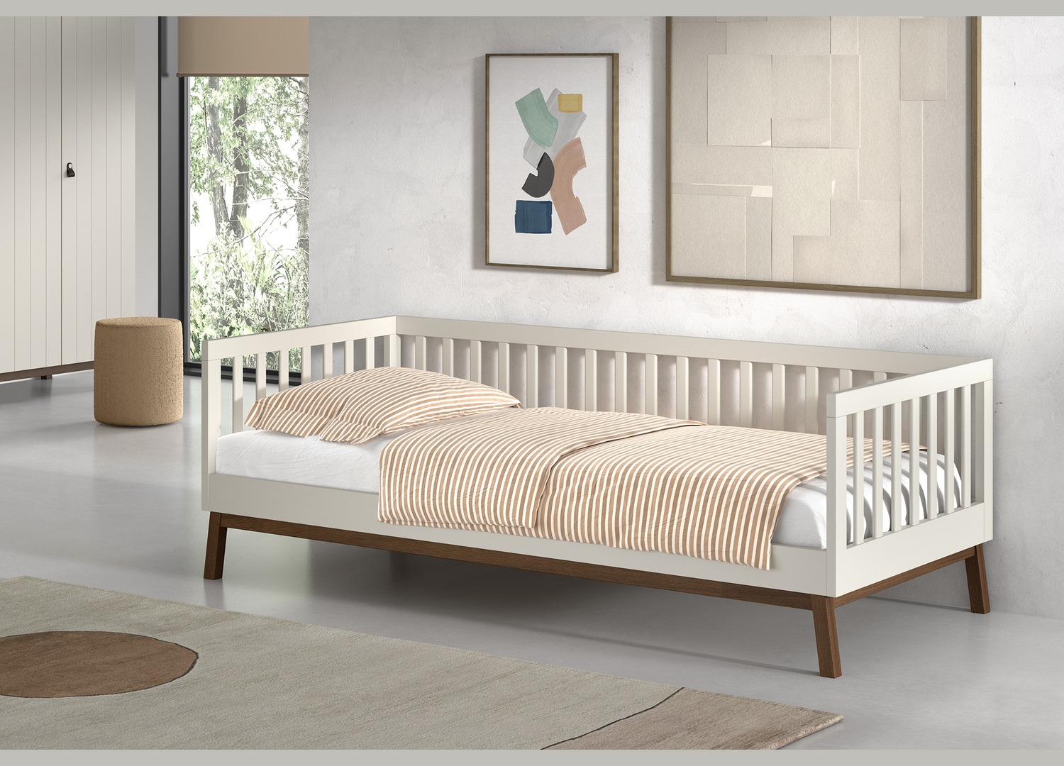 Lit enfant banquette 90x200 argile et noyer Sezane dans une chambre enfant