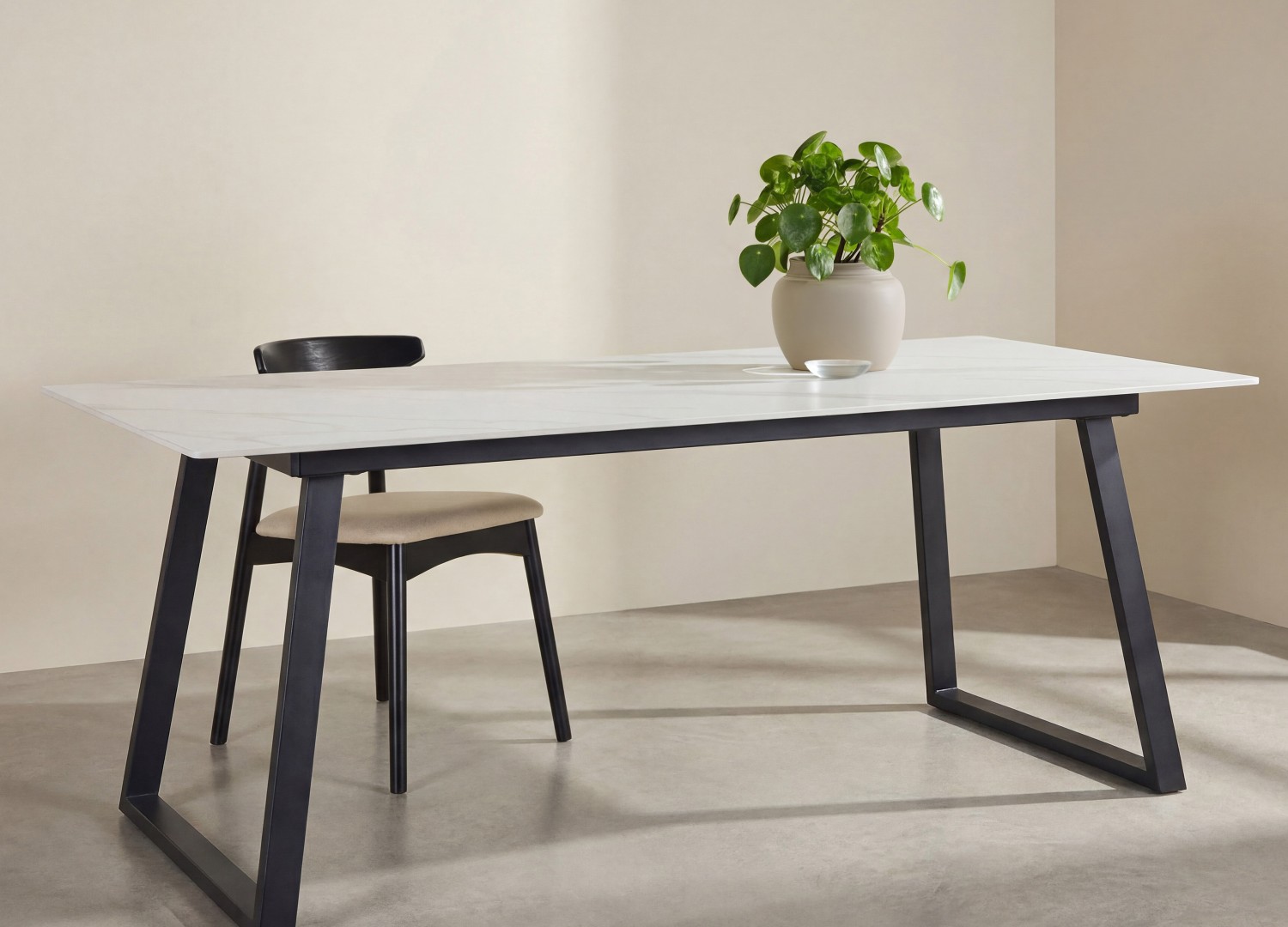 Table à manger rectangulaire Estelle pierre frittée effet marbre blanc 200 cm — ambiance 5